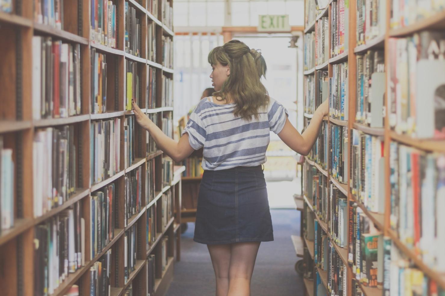 Stratégies de recherche vocale et conversationnelle